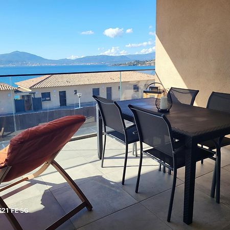Appartement De Standing Bord De Mer Pietrosella المظهر الخارجي الصورة