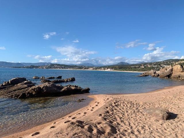 Appartement De Standing Bord De Mer Pietrosella المظهر الخارجي الصورة
